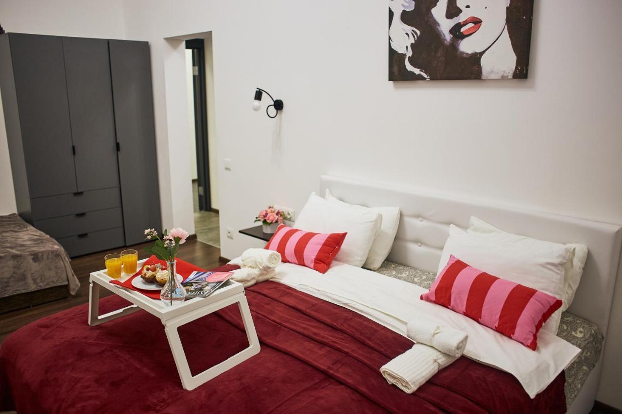 Rv Old City Apartment Velyka Vasylkivska 28,Self Check-In 24Х7 Kyiv Exterior photo