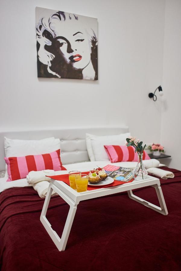 Rv Old City Apartment Velyka Vasylkivska 28,Self Check-In 24Х7 Kyiv Exterior photo